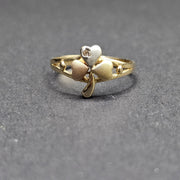 Clover Ring