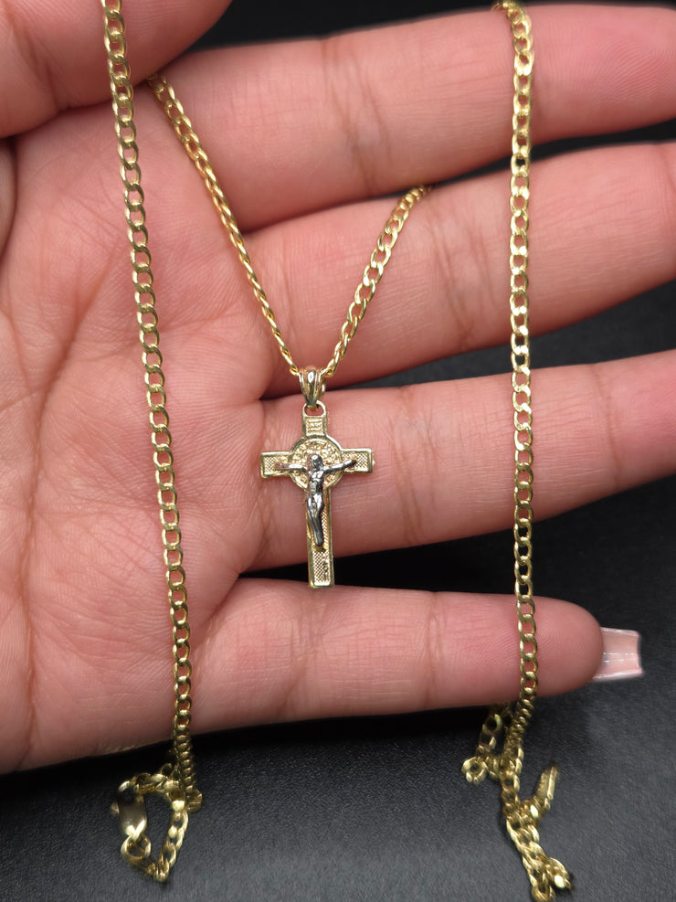 Cadena cubana con cruz