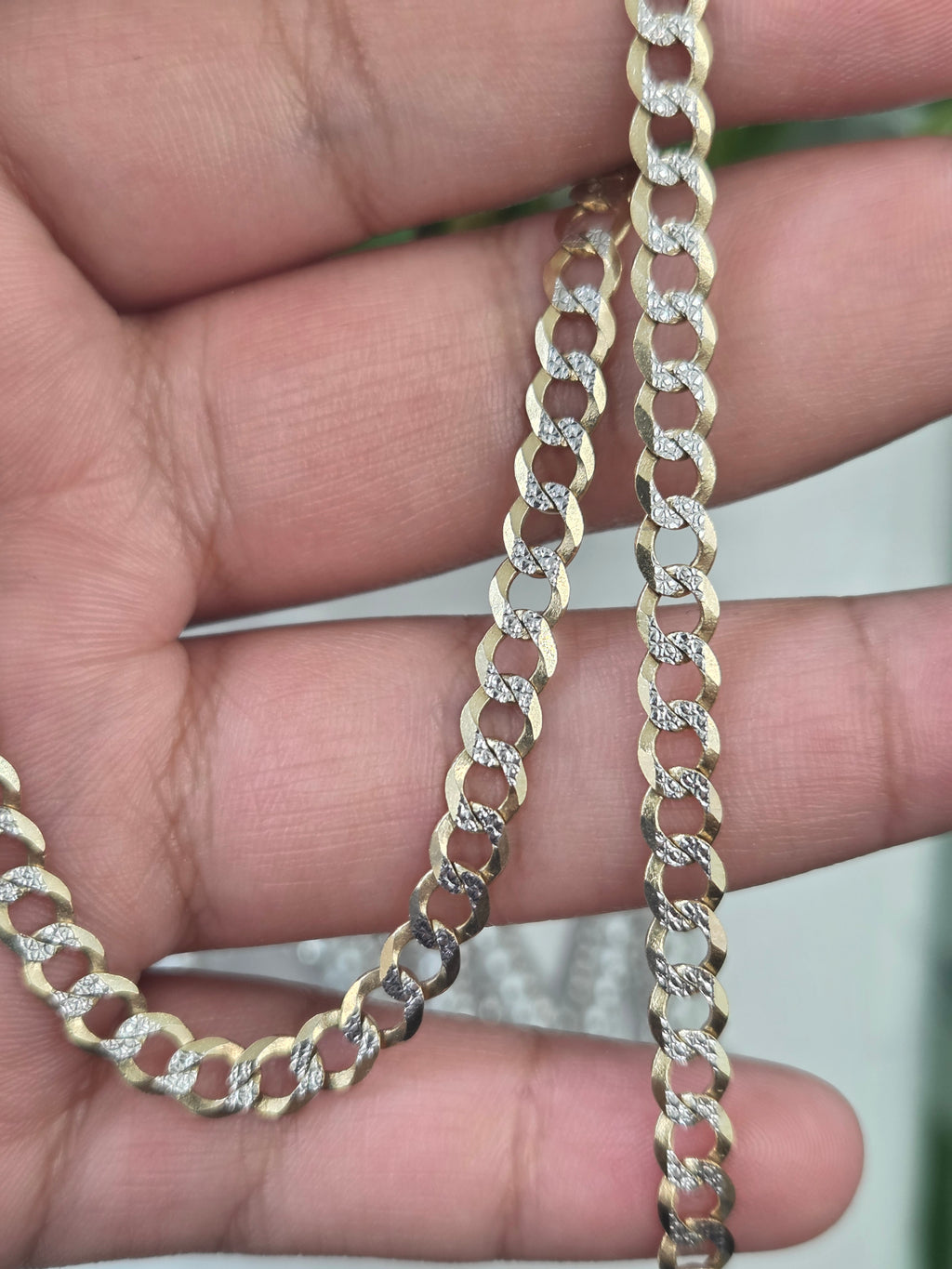 Cadena cubana dos tonos