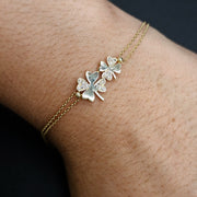 Esclava con tréboles de 4 hojas