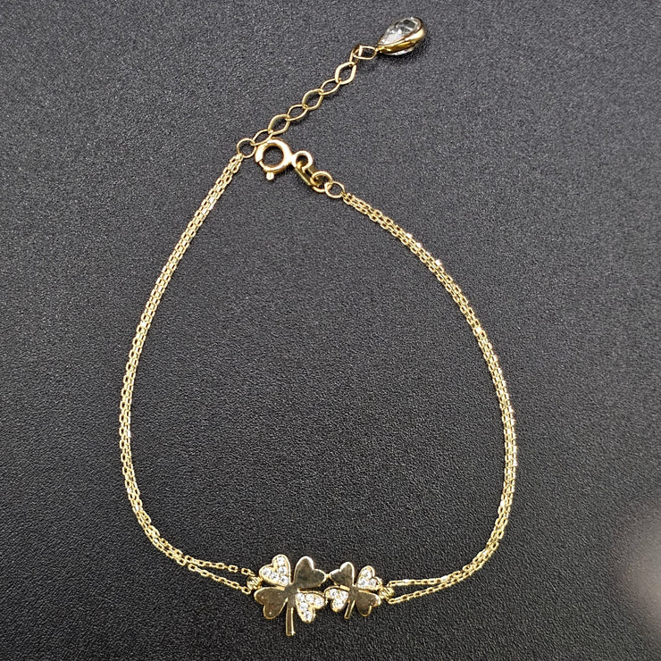 Esclava con tréboles de 4 hojas