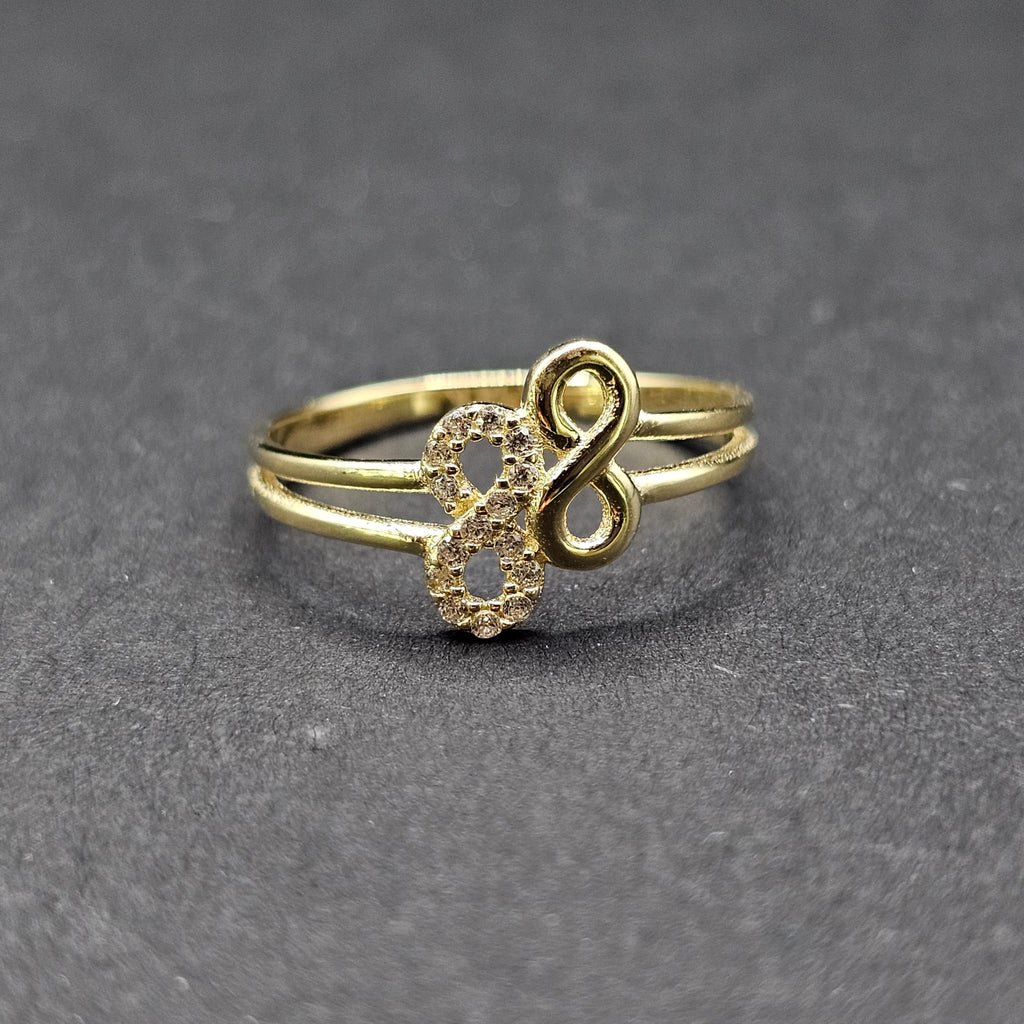 Anillo de doble infinito