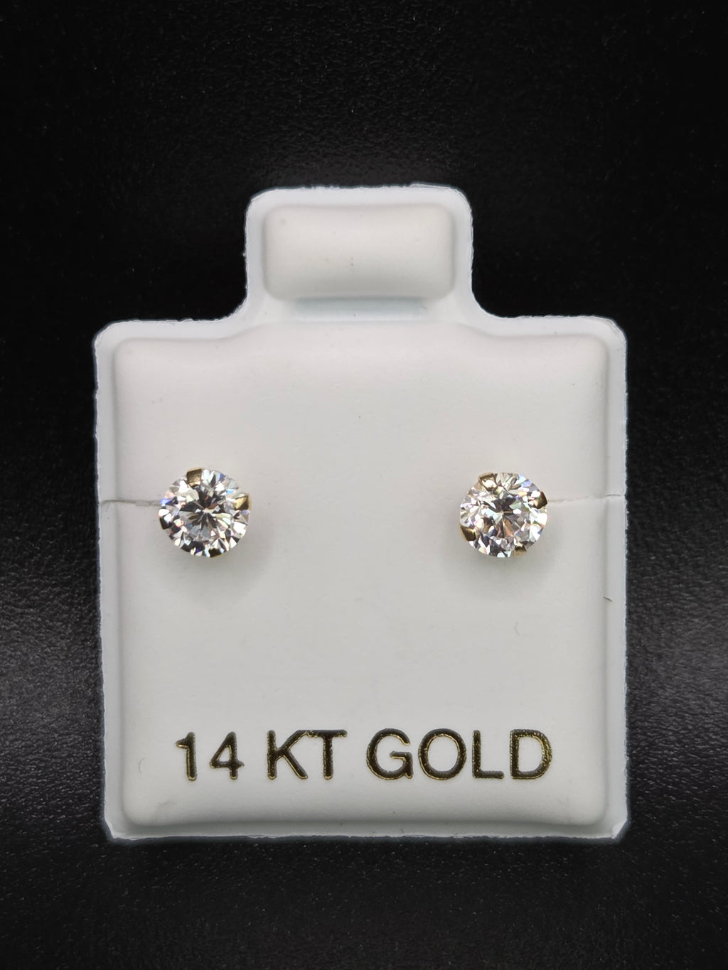 Crystal studs (4 mm)